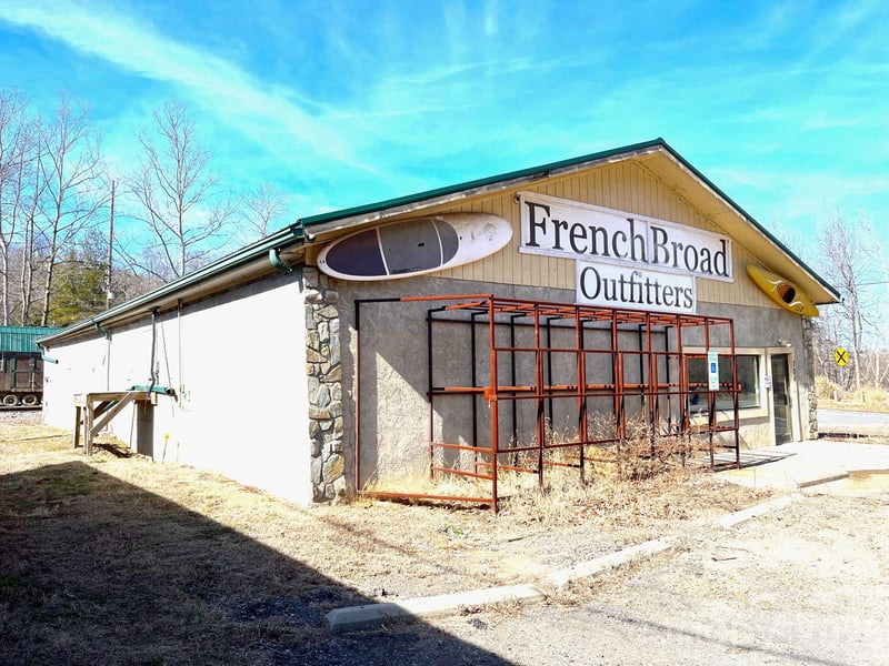 704 Riverside Dr, Asheville, NC 28801