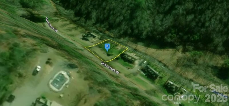 84 Ahoya Trl, Whittier, NC 28789