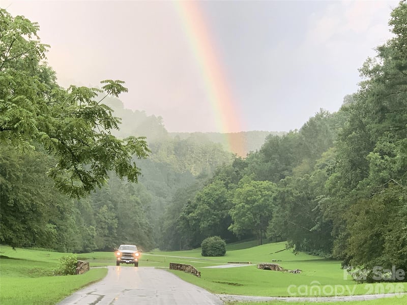 Big Sky Rd, Ferguson, NC 28624