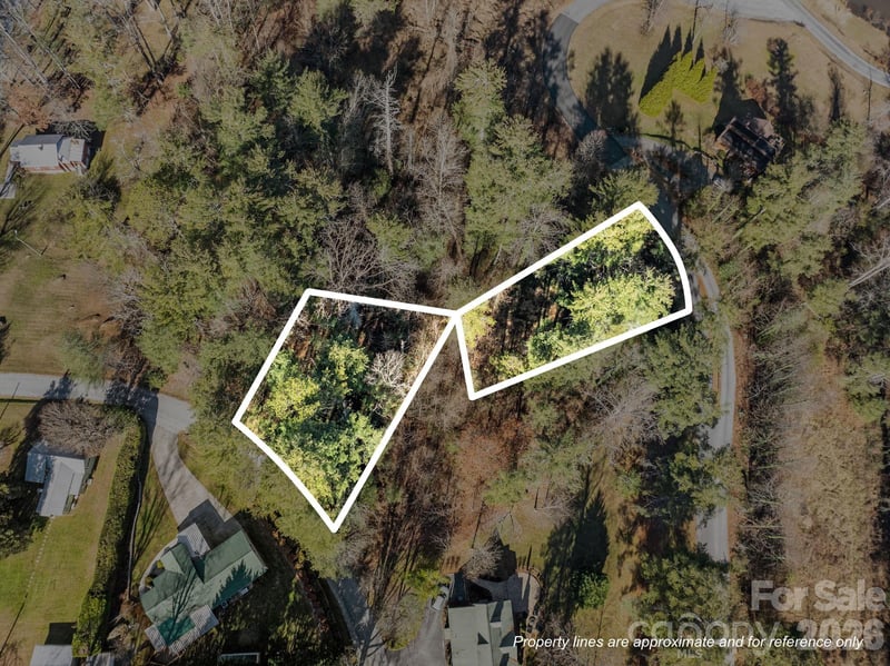 000 Oscelake Way #6 and 14, Hendersonville, NC 28739
