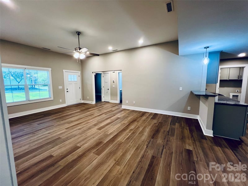 1339 Hillsboro St, Salisbury, NC 28144