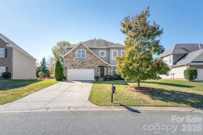 2441 Chatham Dr, Fort Mill, SC 29707