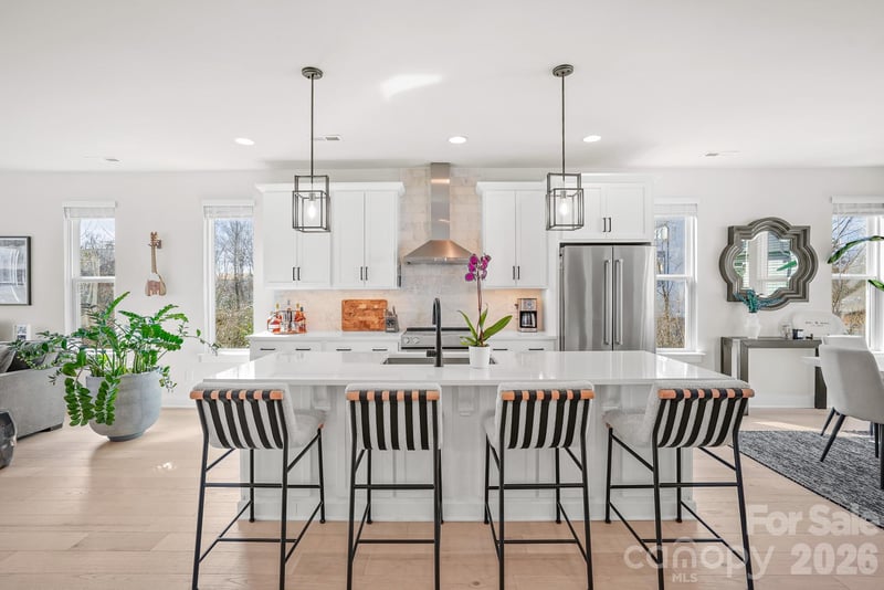6021 Irwins Branch Dr, Charlotte, NC 28217