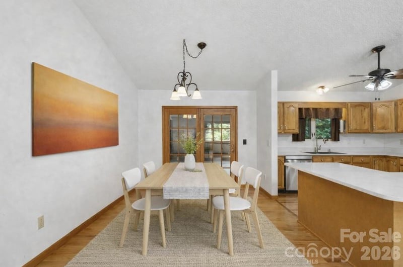 63 Independence Blvd, Asheville, NC 28805
