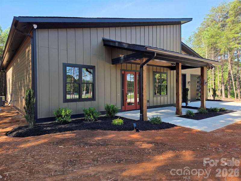 7401 Sherrills Ford Rd, Sherrills Ford, NC 28673