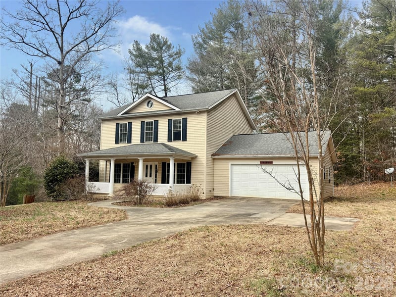 32 Kilmer Ct, Taylorsville, NC 28681