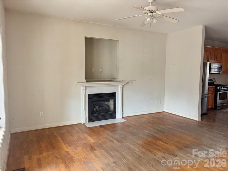32 Kilmer Ct, Taylorsville, NC 28681