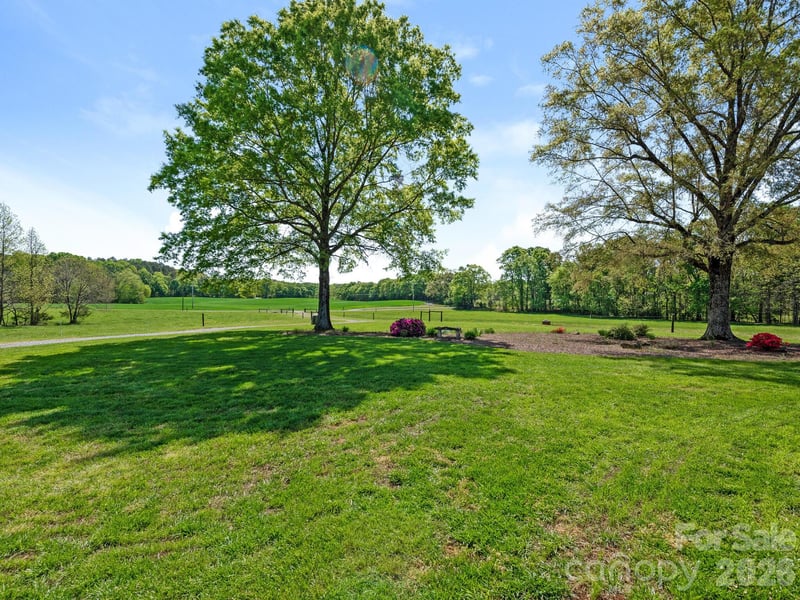 16160 Hopewell Church Rd, Midland, NC 28107