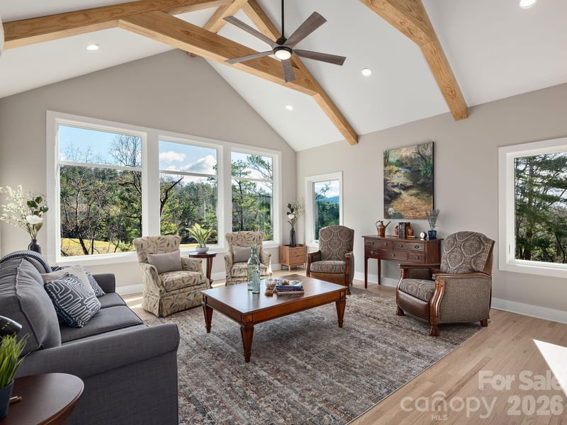 41 Robinhood Rd, Asheville, NC 28804