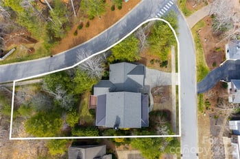 5 Cleftridge Ct, Asheville, NC 28803