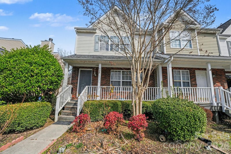 758 Mountainwater Dr, Charlotte, NC 28262