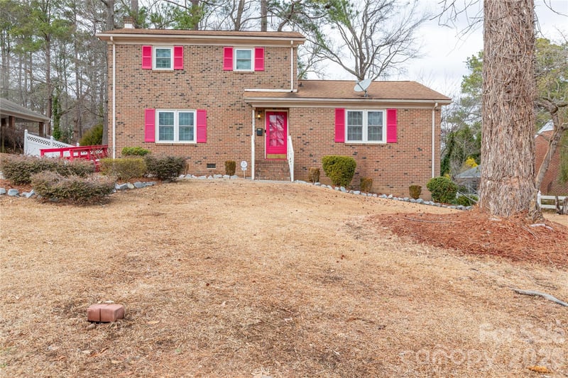 611 Park Ave, Roanoke Rapids, NC 27870