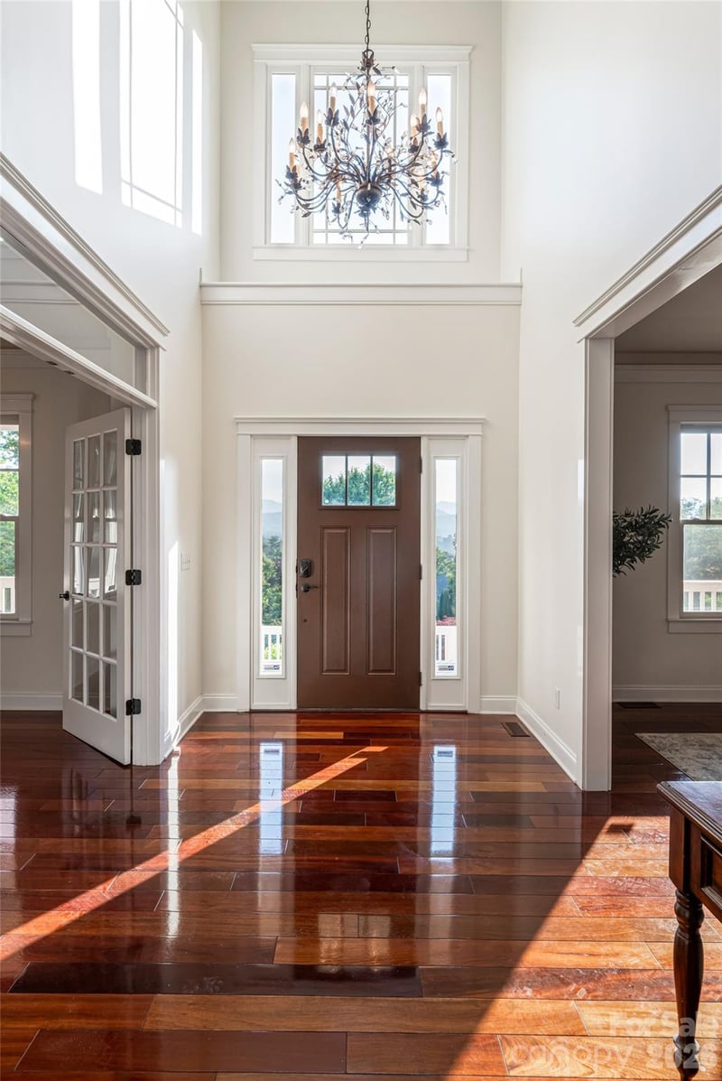 22 Rosebay Ln, Asheville, NC 28803