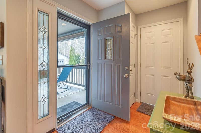 429 Kyfields Dr, Weaverville, NC 28787