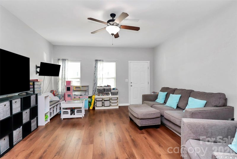 712 Chelton Ln, Fort Mill, SC 29715