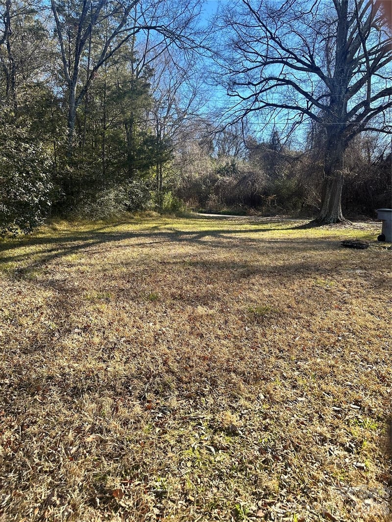 4326 Connelly Cir, Charlotte, NC 28208