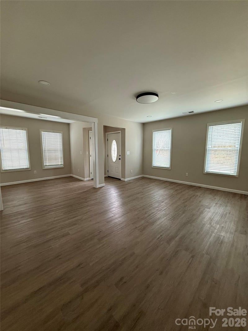 13 Adams St, Concord, NC 28025