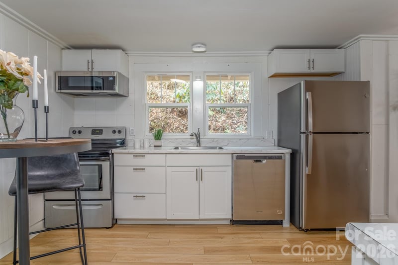 165 Kings Mill Rd, Brevard, NC 28712