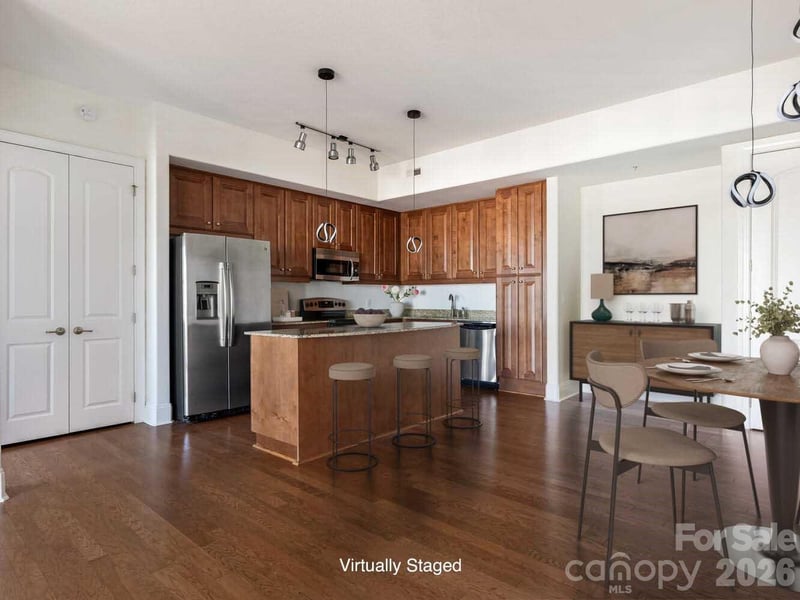 4625 Piedmont Row Dr #615, Charlotte, NC 28210