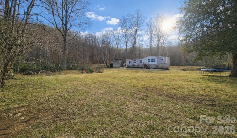 659 Cold Creek Rd, Canton, NC 28716