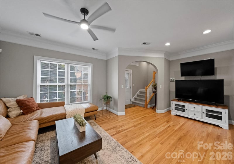 2312 Madeline Meadow Dr, Charlotte, NC 28217
