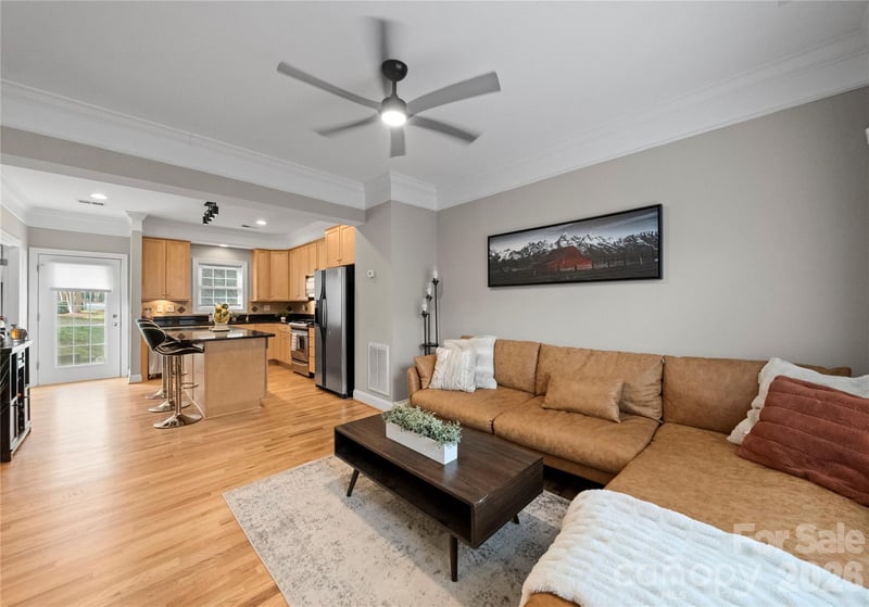 2312 Madeline Meadow Dr, Charlotte, NC 28217