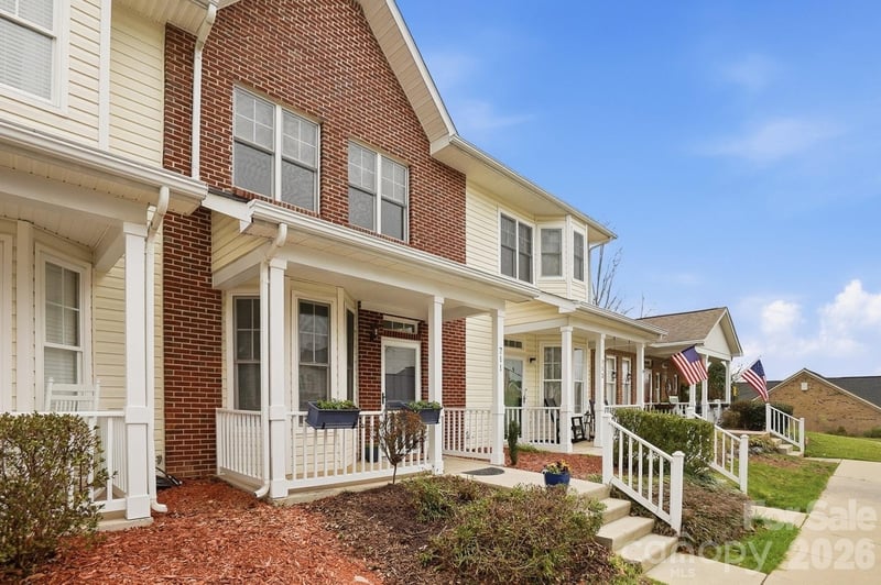711 Stone Village Dr, Fort Mill, SC 29708