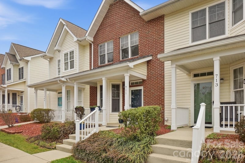 711 Stone Village Dr, Fort Mill, SC 29708