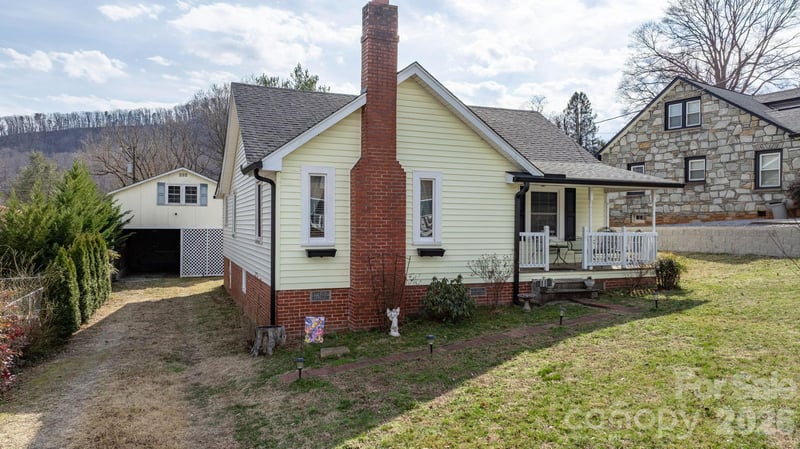88 Lincoln Ave, Marion, NC 28752