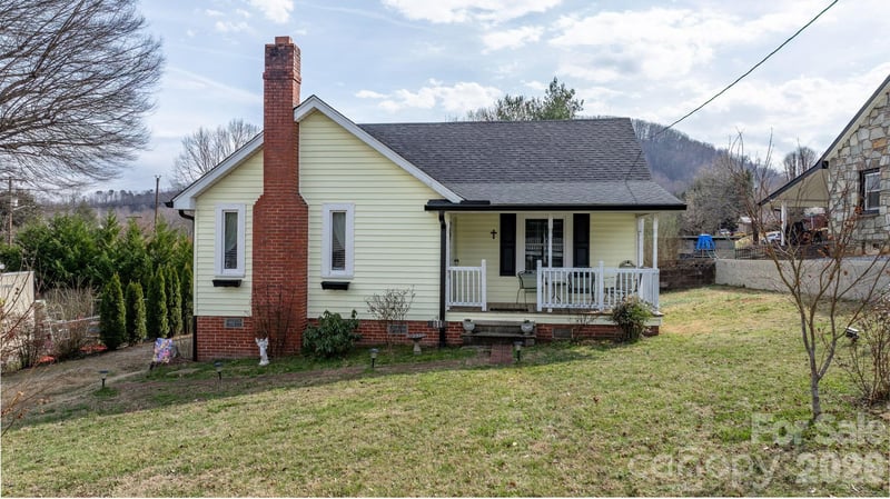88 Lincoln Ave, Marion, NC 28752