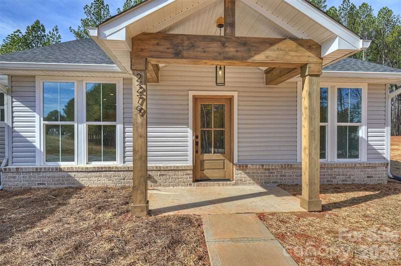 2279 Lee Lawing Rd, Lincolnton, NC 28092