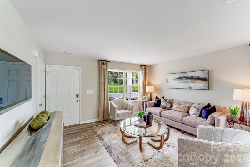 711 Mile Creek Rd, Edgemoor, SC 29712
