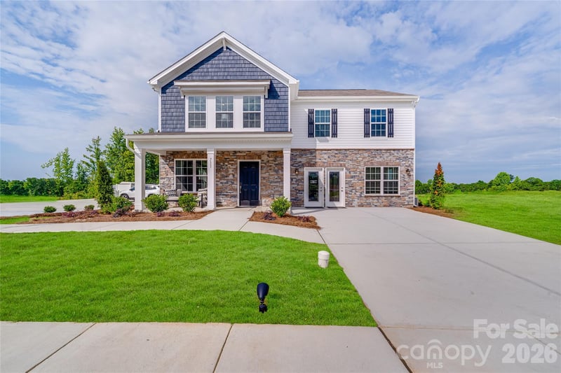 711 Mile Creek Rd, Edgemoor, SC 29712