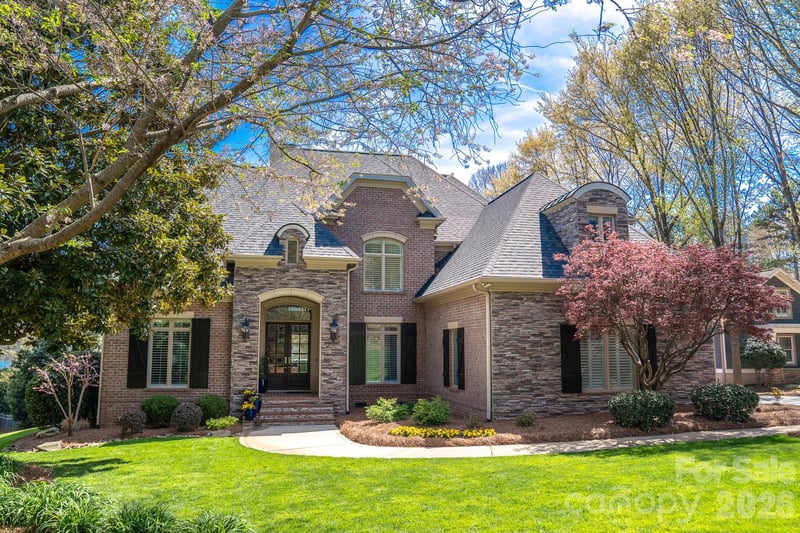 4628 Sierra View Dr, Denver, NC 28037