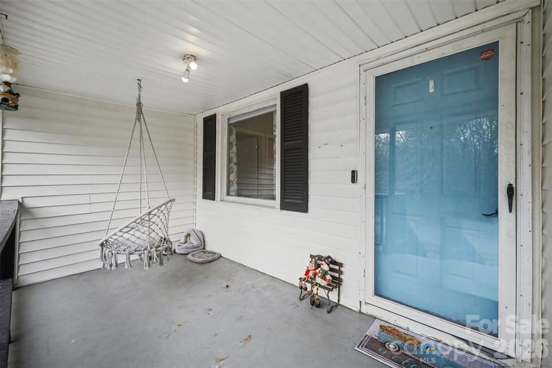 2878 Millstone Dr, Gastonia, NC 28054