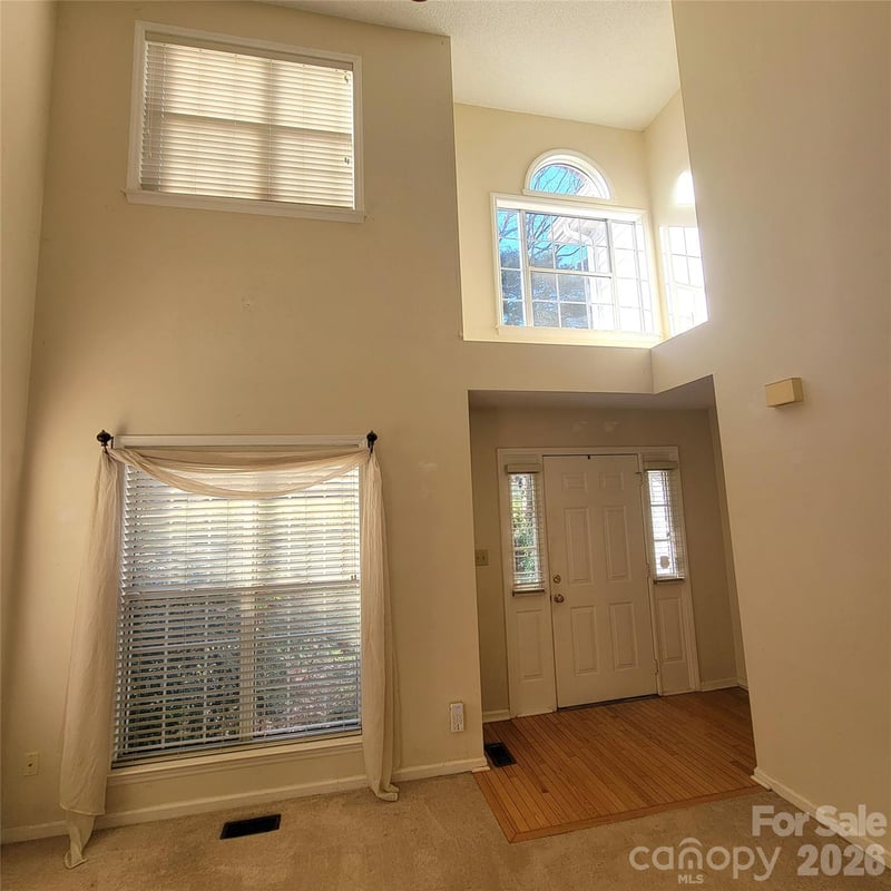 1009 Hunley Hill Ct, Matthews, NC 28104