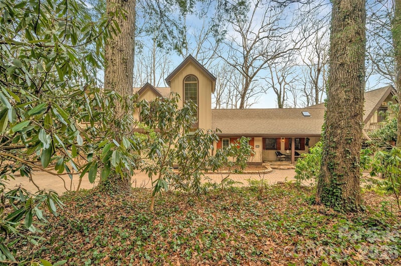 562 West Club Blvd, Lake Toxaway, NC 28747