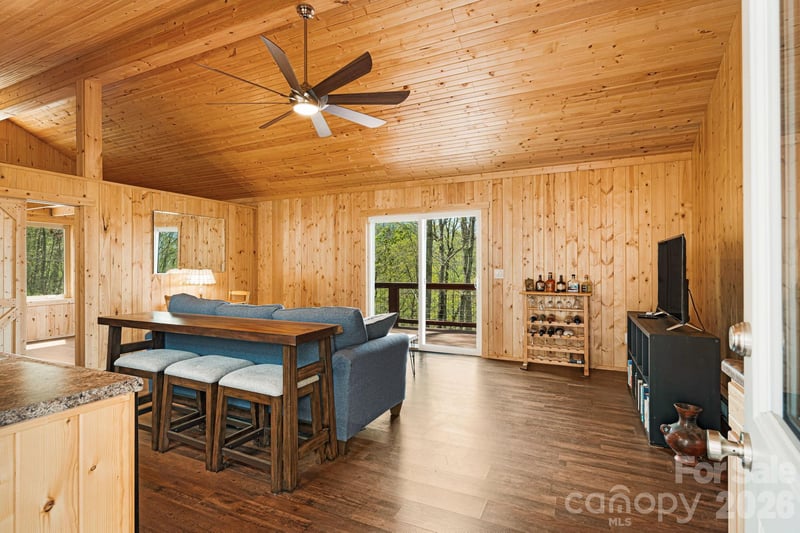 120 Wilderness Dr, Weaverville, NC 28787