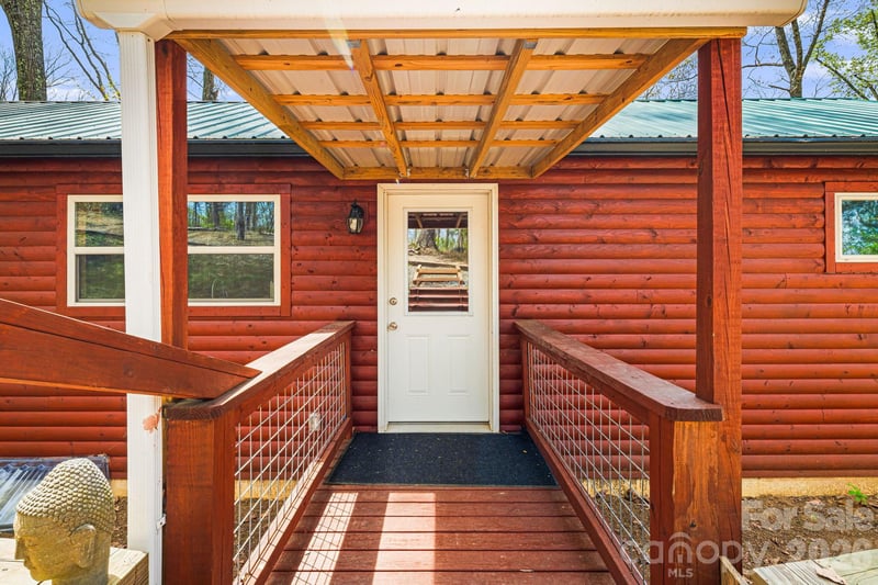 120 Wilderness Dr, Weaverville, NC 28787