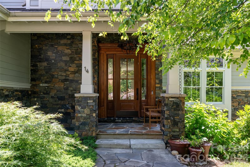 14 Twinflower Trl, Asheville, NC 28804
