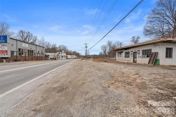 58 Sweeten Creek Rd, Asheville, NC 28804