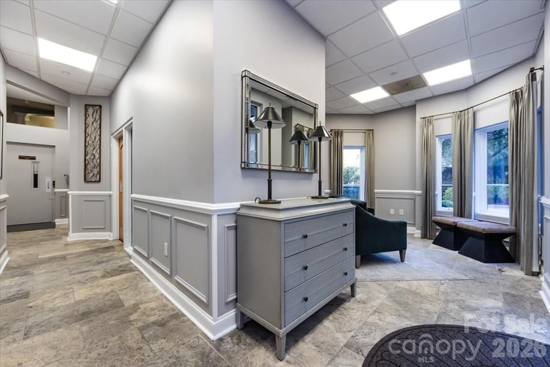 415 Church St #209, Charlotte, NC 28202