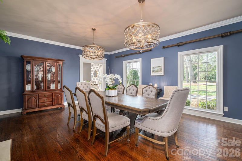 3636 Brentwood Dr, Gastonia, NC 28056