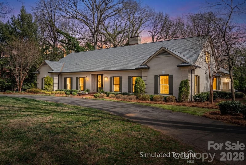 3636 Brentwood Dr, Gastonia, NC 28056
