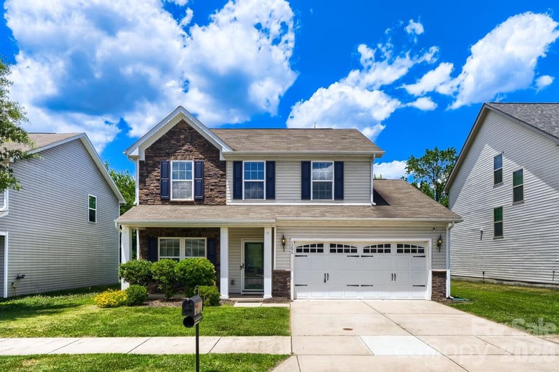 1295 Farm Branch Dr, Concord, NC 28027