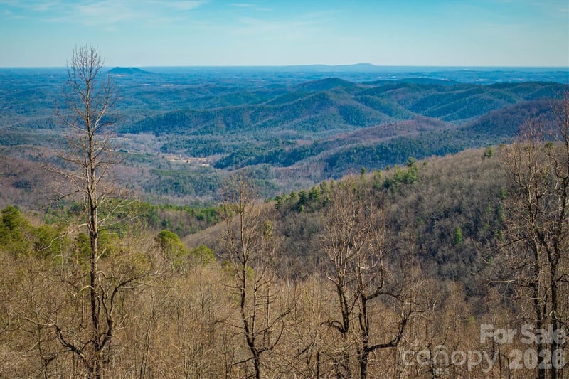 7596 Walkertop Mtn Overlook Dr, Morganton, NC 28655
