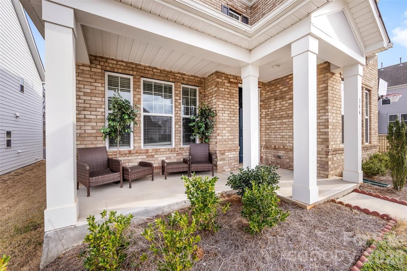 346 Waterlynn Rd, Mooresville, NC 28117