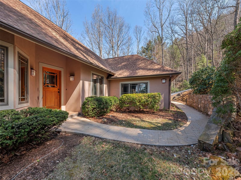 68 Crestwood Rd, Asheville, NC 28804