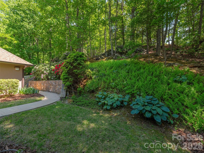 68 Crestwood Rd, Asheville, NC 28804