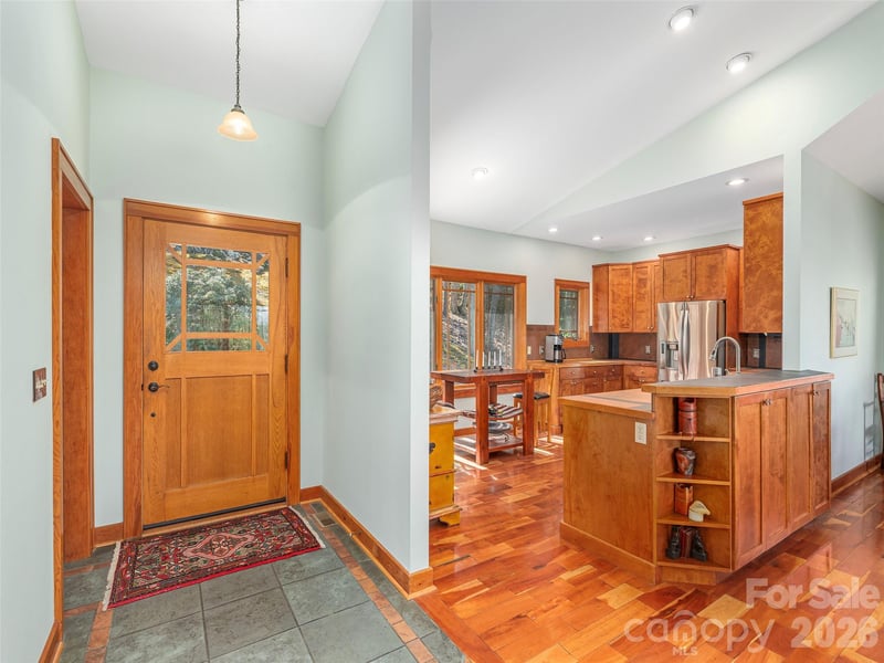 68 Crestwood Rd, Asheville, NC 28804